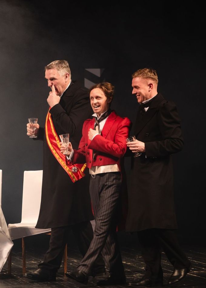 Спектакль «Мёртвые души»