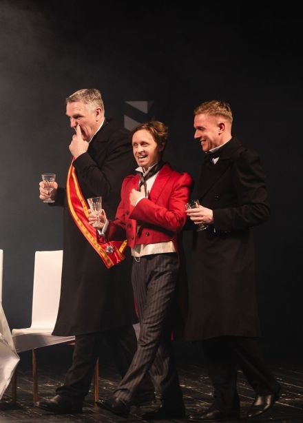 Спектакль «Мёртвые души»